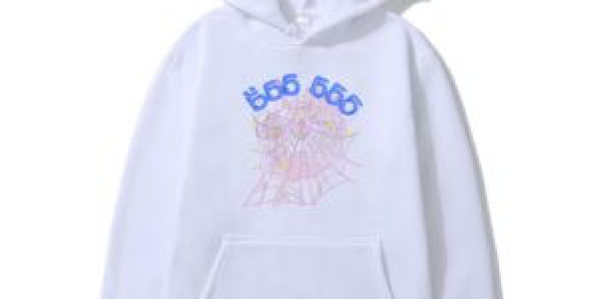 White Spider Hoodie – Redefining Minimal Street Style with Elegance and Comfort