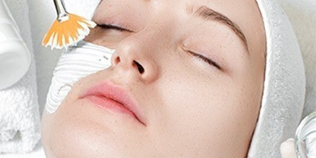 Chemical Skin Peel Treatment in Islamabad – Enfield Royal Clinic